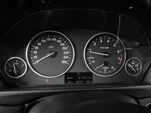 Седан BMW 3 серия 2017 года, 1950000 рублей, Аксай