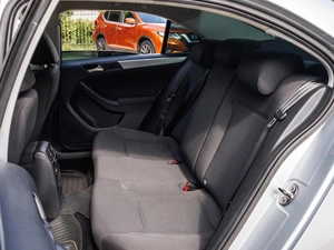Седан Volkswagen Jetta 2012 года, 999000 рублей, Большой Сочи