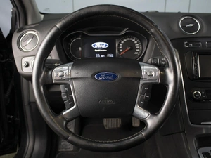 Седан Ford Mondeo 2012 года, 1170000 рублей, Омск