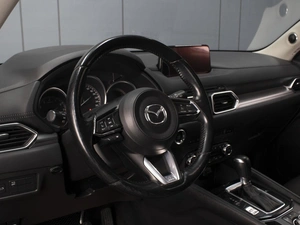 Внедорожник Mazda CX-5 2018 года, 2720000 рублей, Омск
