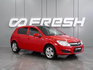 Хетчбэк Opel Astra 2013 года, 699000 рублей, Воронеж