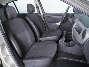 Хетчбэк Renault Sandero 2013 года, 680000 рублей, Ростов-на-Дону