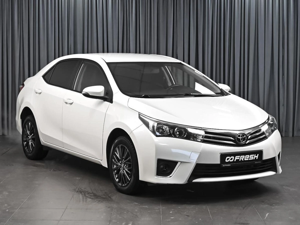 Седан Toyota Corolla 2013 года, 1329000 рублей, Ставрополь