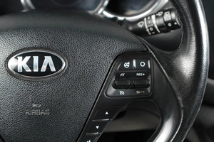 Хетчбэк Kia Ceed 2013 года, 999000 рублей, Тюмень