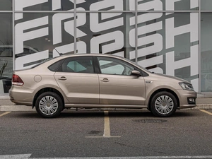 Седан Volkswagen Polo 2018 года, 1390000 рублей, Краснодар