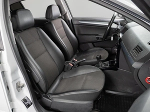 Хетчбэк Opel Astra 2013 года, 599000 рублей, Тюмень