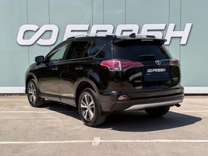 Внедорожник Toyota RAV4 2015 года, 1945000 рублей, Большой Сочи