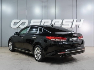 Седан Kia Optima 2016 года, 1824000 рублей, Воронеж
