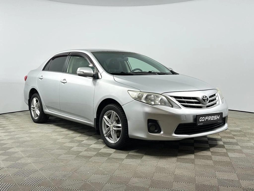 Седан Toyota Corolla 2013 года, 879900 рублей, Казань