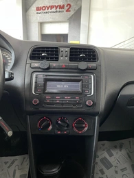 Седан Volkswagen Polo 2013 года, 747000 рублей, Солонцы