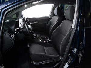 Хетчбэк Toyota Auris 2008 года, 610000 рублей, Волгоград