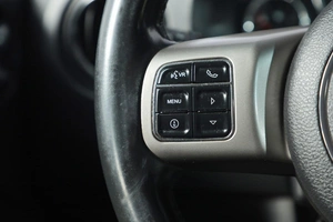 Внедорожник Jeep Compass 2011 года, 1199000 рублей, Новосибирск