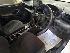 Хетчбэк Toyota Yaris 2020 года, 1119000 рублей, Красноярск