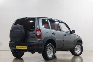 Внедорожник Chevrolet Niva 2011 года, 529000 рублей, Новокузнецк
