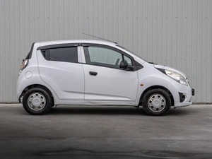 Хетчбэк Chevrolet Spark 2011 года, 395000 рублей, Краснодар