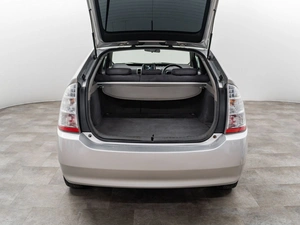 Лифтбек Toyota Prius 2008 года, 720000 рублей, Красноярск