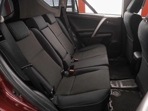 Внедорожник Toyota RAV4 2018 года, 2249070 рублей, Тюмень