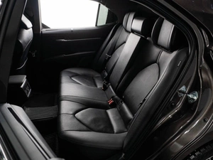 Седан Toyota Camry 2021 года, 3979000 рублей, Тюмень