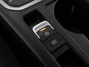 Седан Volkswagen Passat 2016 года, 1589000 рублей, Тюмень