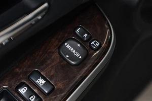 Седан Toyota Camry 2016 года, 2049000 рублей, Новосибирск