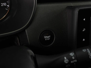 Внедорожник Renault Arkana 2020 года, 1550000 рублей, Тюмень