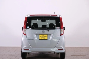 Минивэн Toyota Roomy 2021 года, 1279000 рублей, Омск