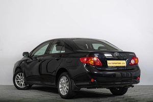 Седан Toyota Corolla 2009 года, 1449000 рублей, Томск