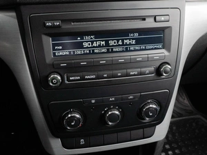 Внедорожник Skoda Yeti 2014 года, 1099000 рублей, Тюмень