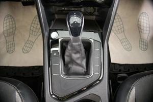 Внедорожник Volkswagen Taos 2021 года, 2609000 рублей, Пермь