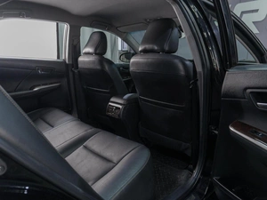 Седан Toyota Camry 2018 года, 2499000 рублей, Сургут