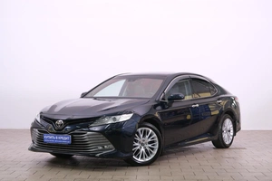 Седан Toyota Camry 2018 года, 2839000 рублей, Омск