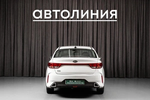 Седан Kia Rio 2020 года, 995000 рублей, Красноярск