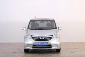 Минивэн Honda Freed 2013 года, 1149000 рублей, Омск