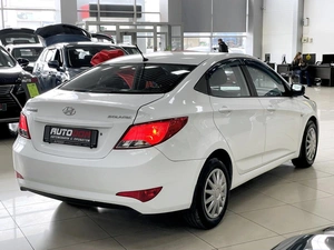 Седан Hyundai Solaris 2015 года, 787000 рублей, Солонцы