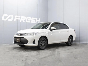 Седан Toyota Corolla Axio 2018 года, 1540000 рублей, Омск