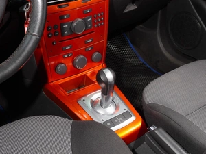 Хетчбэк Opel Astra GTC 2010 года, 648000 рублей, Тверь