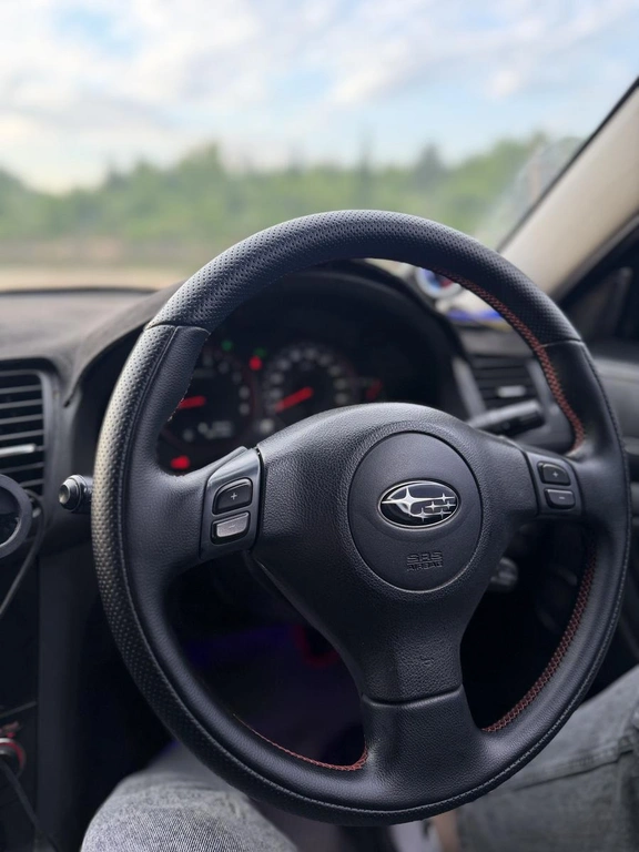 Седан Subaru Legacy 2003 года, 1400000 рублей, Лесосибирск