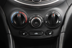 Хетчбэк Hyundai Solaris 2016 года, 799000 рублей, Пермь