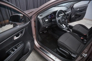 Хетчбэк Kia Rio X-Line 2020 года, 1449000 рублей, Красноярск