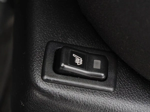 Хетчбэк Mazda 2 2011 года, 855000 рублей, Волгоград