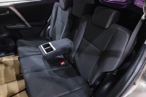 Внедорожник Toyota RAV4 2014 года, 1999000 рублей, Новокузнецк