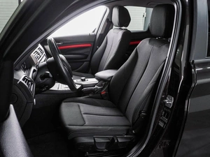 Хетчбэк BMW 1 серия 2017 года, 1719000 рублей, Воронеж