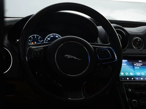 Седан Jaguar XJ 2019 года, 4190000 рублей, Москва