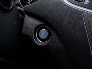 Внедорожник Hyundai Grand Santa Fe 2016 года, 2640000 рублей, Краснодар