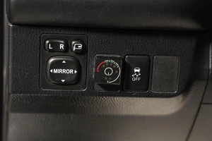 Внедорожник Toyota RAV4 2014 года, 2399000 рублей, Новосибирск
