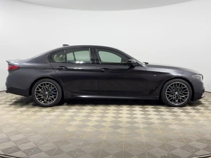 Седан BMW 5 серия 2018 года, 4409900 рублей, Казань