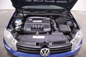 Хэтчбек Volkswagen Golf 2012 года, 920000 рублей, Брянск