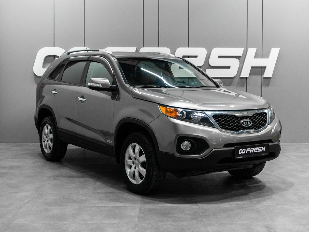 Внедорожник Kia Sorento 2010 года, 1320000 рублей, Тюмень