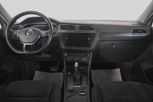 Внедорожник Volkswagen Tiguan 2019 года, 2699000 рублей, Кемерово