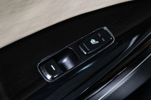 Седан Kia K7 2016 года, 2219000 рублей, Сургут